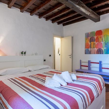 Sant'Ambrogio Colorful Apartment ฟลอเรนซ์ ภายนอก รูปภาพ